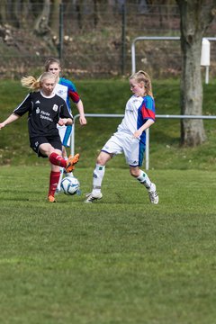Bild 116 - wBJ SV Henstedt Ulzburg - TSV Sch�nberg : Ergebnis: 5:2